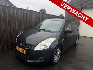 Suzuki Swift 1.2 Exclusive Schuifdak Navi Keyless Stoelverwarming Clima CruiseControl