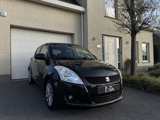 Suzuki Swift 1.2 Exclusive Schuifdak Navi Keyless Stoelverwarming Clima CruiseControl