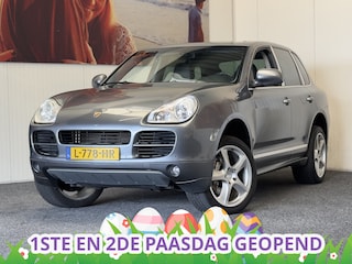 Porsche Cayenne 4.5 S YOUNGTIMER ! LUCHTVERING LEDER NAVIGATIE CRUISE CONTROL CLIMATE CONTROL TELEFOON ELK UITKLAPBARE TREKHAAK PDC ZEER MOOI !! 3010 in behandeling