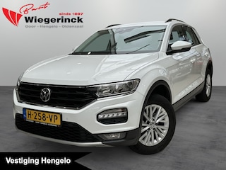 Volkswagen T-Roc 1.5 TSI Style [ ACC I NAVI I AIRCO I CARPLAY ]