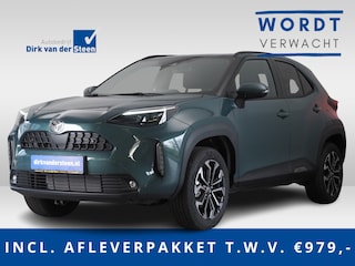 Toyota Yaris Cross 1.5 Hybrid 130 Dynamic | Safety/ Winter Pakket | Dodehoekdetectie | Parkeersensoren Voor en Achter | Stuurwiel- En Stoelverwarming | Botsherkenning | Grootlichtassistent