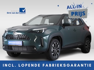 Toyota Yaris Cross 1.5 Hybrid 130 Dynamic | Safety/ Winter Pakket | Dodehoekdetectie | Parkeersensoren Voor en Achter | Stuurwiel- En Stoelverwarming | Botsherkenning | Grootlichtassistent