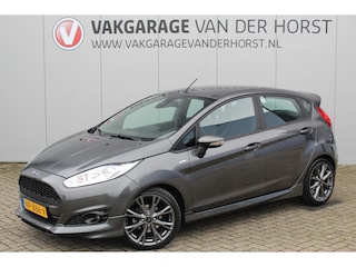 Ford Fiesta 1.0-100pk EcoBoost ST-Line. Erg goed onderhouden Ford Fiesta, van 1e eig. Uitgebreide fotoreportage volgt na poetsen. Airco, LM wielen, voorraamverw., metallic lak, navigatie, telefoonvoorb., cruise control etc.
