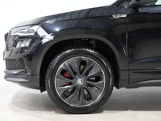 Skoda Karoq 1.5 TSI ACT Sportline Business Panoramadak Trekhaak Privacy Glass