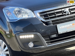 Peugeot Partner 1.2 PureTech Allure Pack - Noir Onyx - Nav/Clima/Cruise