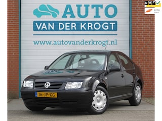Volkswagen Bora 2.0 liter, Airco, NL auto, Trekhaak, 1e Eig, 53.525 km !!! Nw Distr. APK 3-27