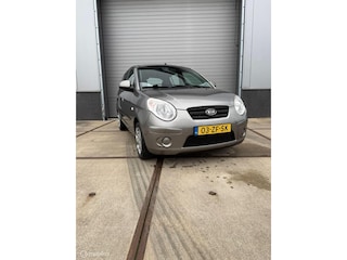 Kia Picanto 1.1 X-tra First Edition