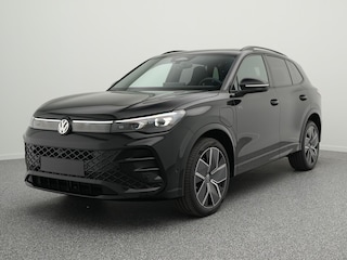 Volkswagen Tiguan R-Line Edition 1.5 eHybrid 272 PK | Trekhaak | Panoramadak | harman/kardon | Stuur & Stoelverwarming |