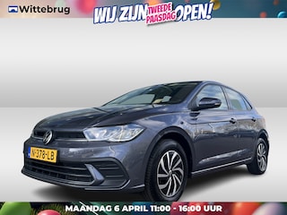 Volkswagen Polo 1.0 TSI Life / Carplay / Airco / Parkeer sensoren / 15'' LMV