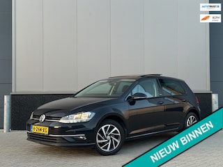 Volkswagen Golf 1.0 TSI Trendline Sound Pano Carplay ACC