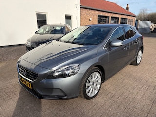Volvo V40 2.0 T3 Momentum