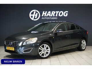 Volvo S60 1.6 T3 Summum + NAVIGATIE / BLUETOOTH / LMV