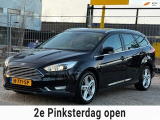 Ford Focus Wagon 1.5 EcoBoost Titanium|xenon|camera|navi|halfleder|stoelverw|6bak