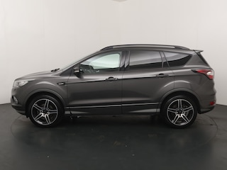 Ford Kuga 1.5 EcoBoost 150 pk ST Line | Trekhaak | Camera | 19" | 4 seiz. banden | Navi | Clima | Cruise