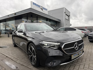 Mercedes-Benz Estate 300e Avantgarde Plus Pano-Dak | Distronic | Memory | Stoelverw.
