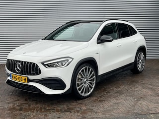 Mercedes-Benz GLA AMG 35 4MATIC panorama night trekhaak vol vol