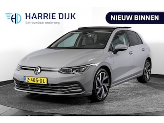 Volkswagen Golf 1.4 eHybrid Style | S/K-Panodak | Elek. Trekhaak | Dig. Cockpit | Adapt. Cruise | Stoel-+Stuurverw. | PDC | Camera | NAV + App. Connect | ECC | LM 18" |