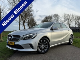 Mercedes-Benz A-klasse 160 Ambition | Navi | H-Leder | Clima | Trekhaak | 16" Velgen | NL Auto | PDC | Cruise | LED | 6 Versnell.