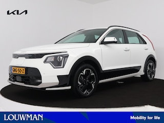 Kia Niro EV DynamicLine 64.8 kWh | SOH 99,5% | Apple Carplay/Android Auto | Achteruitrij camera | Sfeerverlichting | Nederlandse Auto | NAP |
