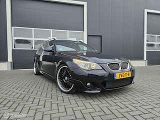 BMW 5-serie Touring E61 550i M-Pakket Carbon Zwart