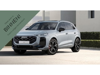Audi Q3 e-hybrid 200kW S tronic | Panoramadak | S- Line | Tech Pro | 20'' Audi Sport dubbelspaak | 360 Camera |
