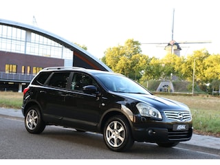 Nissan Qashqai Vol Leder Aut Panoramadak 7-persoons Xtronic CVT 141Pk Automaat Tiptronic Parkeersensor Xenon KeyLess
