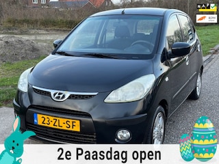 Hyundai i10 1.1 i-Catcher 5-Drs Airco Electric pakket Andriod scherm ABS EBD LMV 14" Afneembare trekhaak Dealeronderhoud Nw Apk!