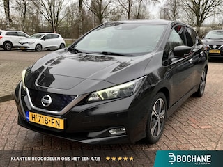 Nissan Leaf N-Connecta 40 kWh | Adaptieve Cruise Control | Stoelverwarming voor en achter | Navigatie | Carplay