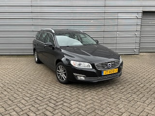 Volvo V70 T4 190PK Polar+ | Schuifdak | Trekhaak | Parkeerverw. | Estate Line