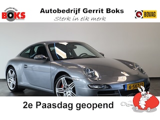 Porsche 911 3.8 Carrera 4S 355PK Navigatie 19LMV Volleder interieur met memorie Bose Installatie.