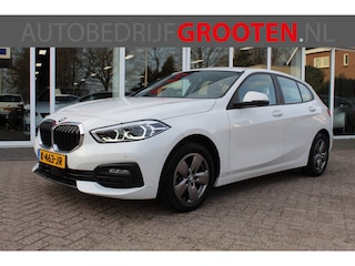 BMW 118i Executive Edition//29.380km!!