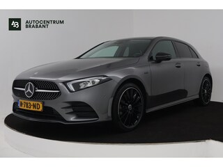Mercedes-Benz A-klasse 250 e Premium Plus (STOELVERWARMING, SFEERVERLICHTING, CAMERA, NAVIGATIE, CRUISE CONTROL)