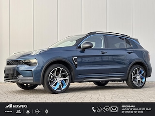 Lynk & Co 01 1.5 Automaat / Trekhaak / Stoelverwarming / Apple Carplay/Android Auto / Panorama dak / Automaat /