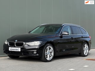 BMW 3-serie Touring 318i Centennial High Executive Automaat | Leder | Navi | Dealer onderhouden