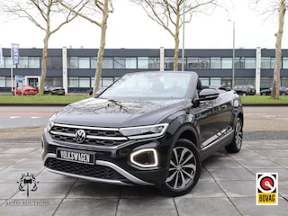 Volkswagen T-Roc 1.5 TSI Virtual | Camera | Carplay/Android | Stoel&Stuurverwarming | Trekhaak |