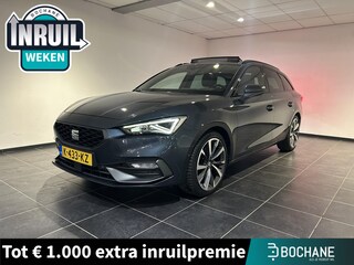 Seat Leon Sportstourer 1.5 eTSI FR Launch Edition | Panoramadak | Trekhaak | Navigatie | All-season banden |