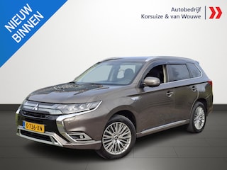 Mitsubishi Outlander 2.4 PHEV Intense+ Trekhaak | Carplay & Android auto