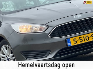Ford Focus Wagon 1.0 Titanium - Magnetic Grey - Winterpakket/Quickclear/Sync