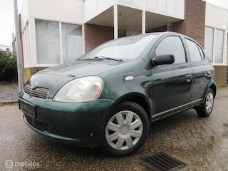 Toyota Yaris 1.3 / Exportprijs €1.450 / NL prijs €1.750