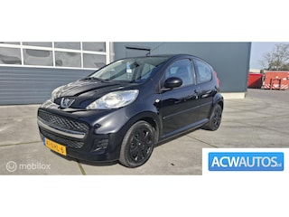 Peugeot 107 1.0-12V Urban Move Black edition