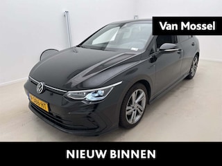 Volkswagen Golf 1.5 TSI R-Line Business+ 130 PK| Origineel Nederlands | 1e EIgenaar | Navigatie Pro | Dodehoekdetectie | Achteruitrijcamera | Parkeersensoren |