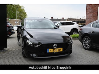 Mazda 3 e-SkyActiv-X 180 automaat Luxury met I-activsense *Trekhaak* *Dealeronderhouden* *All-in prijs*