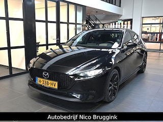 Mazda 3 e-SkyActiv-X 180 automaat Luxury met I-activsense *Trekhaak* *Dealeronderhouden* *All-in prijs*