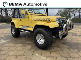 Jeep Wrangler 4.0i Hardtop Laredo LIER