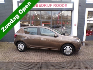 Dacia Sandero 1.0 SCe Laureate ZEER MOOI,NAVI,PDC,AIRCO !!! ""ZONDAG OPEN ""