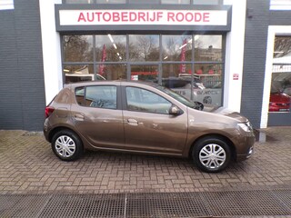 Dacia Sandero 1.0 SCe Laureate ZEER MOOI,NAVI,PDC,AIRCO !!! ""ZONDAG OPEN ""