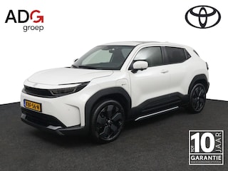 Toyota Urban Cruiser Executive 61 kWh | Panorama Dak | Kunstlederen Bekleding | 360 Camera | JBL Audio | Sensoren Rondom |