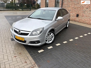 Opel Vectra GTS 2.2-16V Sport