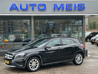 Mercedes-Benz GLA 180 Lease Edition Plus Automaat Navi Camera panorama Cruise Trekhaak