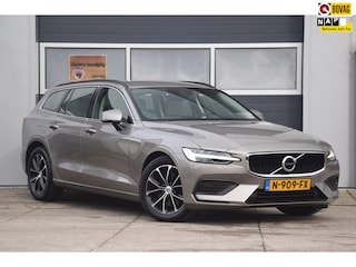 Volvo V60 2.0 B3 Momentum Business UITKLAPBARE TREKHAAK/LEDEREN BEKLEDING/COMFORT-STOELEN
